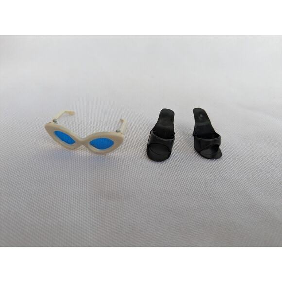 1961 White Ginger #850 Bubble Cut Barbie with Original Clothing Great Condition - Picture 13 of 16